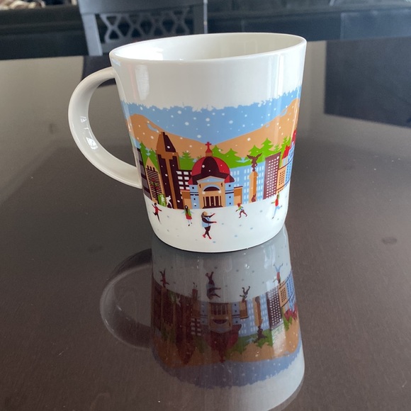 MCCAFÉ Montreal mug. 2017 - Picture 2 of 7